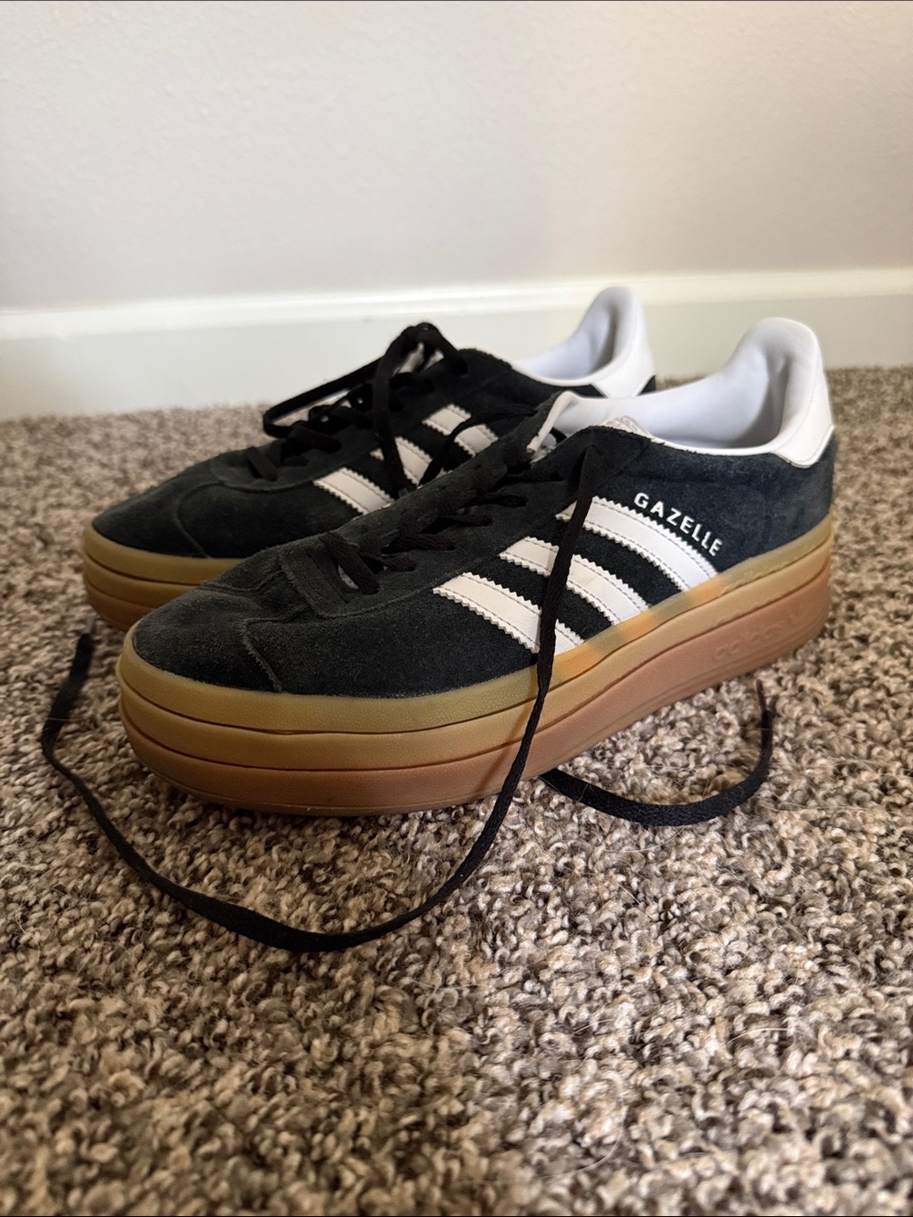 Adidas Originals Gazelle Bold Women's Shoes Sneakers Black/White Size 7.5 NIB - Picture 3 of 4